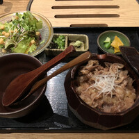 北新地 肉料理 名門 - 