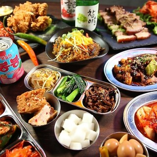 多彩な本場の創作韓国屋台料理の数々◆メイン料理は必食です◎