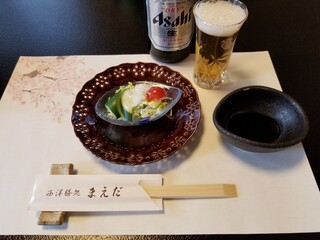 Seiyouzentokoro Maeda - 一人前のお店で一番ボリュームのある料理１つを妻とシェアし、ドリンクも注文することを許して頂いた。