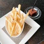 DINING & BAR TABLE 9 TOKYO - 