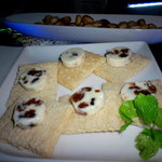 Collage - レーズンバタ￥600