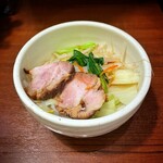 麺処 一笑 - らーめん¥900の無料野菜・プレーン