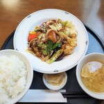 中華厨房 たんたん - ホイコーロー定食930円