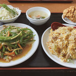 台湾美食 裕福 - 炒飯定食　青椒肉絲の完成形