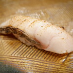 にぎり鮨 一五〇 - 炙り鰆