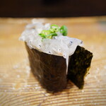 にぎり鮨 一五〇 - 生シラス