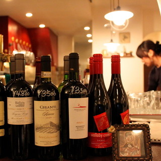 スタッフもワインが大好き。