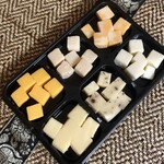 バルマルシェ コダマ - 「6種チーズ盛り合わせ」(800円)