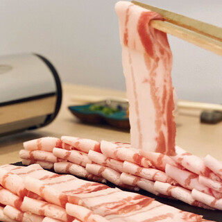 アグー豚＆平牧バーク三元豚◆2種類の絶品しゃぶしゃぶに舌鼓！