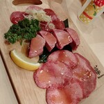 焼肉バル 卓上サワー BISON 町田店 - 