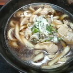 まつお食堂 - 肉うどん（メニューには700円と書かれていますが、800円払いました）