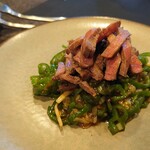 小菜一碟 - 牛タンを使った青椒肉絲