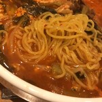 Chegoya - ユッケジャンラーメンの麺をアップで