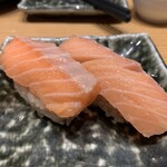 Sushi Sake Saka Na Sugi Tama - 飲めるサーモンうまかった