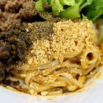 しろくま - 20220422汁なし担々麺・別アングル