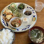 카페도 타키 - 서비스 런치에는 커피가 포함됩니다.