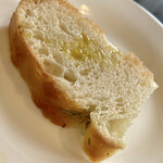 グランドゥーカ - 【’22.2】前菜セットのパン
