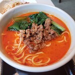 中華料理 京華茶楼 - 担々麺