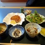 すずめのお宿 - 蟹甲羅揚げ定食