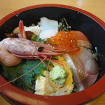 和倉まかない食堂 - 海鮮丼