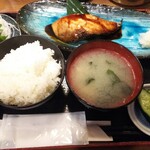Sakura Suisan - 焼魚定食