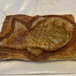 クロワッサンたい焼きの家 おひさま - ビーフカレー（230円）