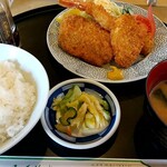 Shintake - ミックスフライ定食