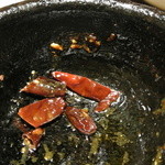 Ronfu Dainingu - 小さな石鍋なのに…一番辛さ控えめでこの唐辛子の量！