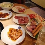 牛角 - 焼肉食べ放題(^-^)/旨し