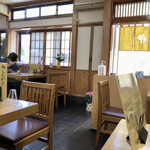 Yanai - 店内の様子