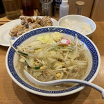 東京タンメン トナリ - カラアゲ定食（940円）