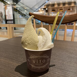 ViTO - ダブルカップ(610円)ピスタチオ＆ポップコーンクランチ