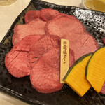 Itamae Yakiniku Ichigyu U - 特選塩タン