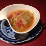 川西亭 - コメの形パスタが入った八種類の野菜のスープ