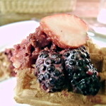 ラ・カント - ブラックベリー（桑の実）　桑は結城市の市の木ですよね。