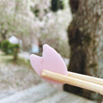 Kafe Kinari - 桜のかまぼこもなかなか嬉しい演出