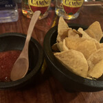 エルボラーチョ - お通し サルサチップス