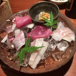 めしの助 - お造り盛り合わせ