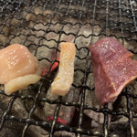 炭火焼肉 ホルモン やまと - 七輪でしっかりとお肉を育てます…