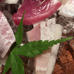 めしの助 - 初がつお
      ぶり