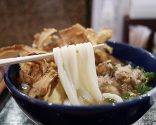 Hakata Udon Sakaba Ichikabachika - 肉ごぼ天うどん