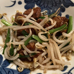 焼鶏館 - レバニラ炒め