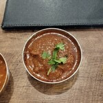 ナンディニ - マトン