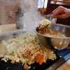 Monja Okonomiyaki Teppanyaki Yajirobee - 「ジャンボもんじゃ」制作中