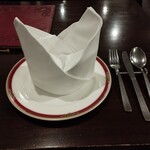 カーン・ケバブ・ビリヤニ - テーブルセット