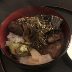 佃半 - マグロステーキ丼