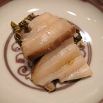 伯雲 - 兵庫浜坂の鮑の蒸し鮑と春キャベツの肝和え