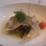 セル ドール - 魚：天然鯛とホタテの香草パン粉焼　　キャビア・オーベルジュ