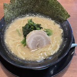 横浜家系ラーメン 鶴乃家 - 