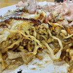 Okonomiyaki Shimada - ミックスモダン焼断面